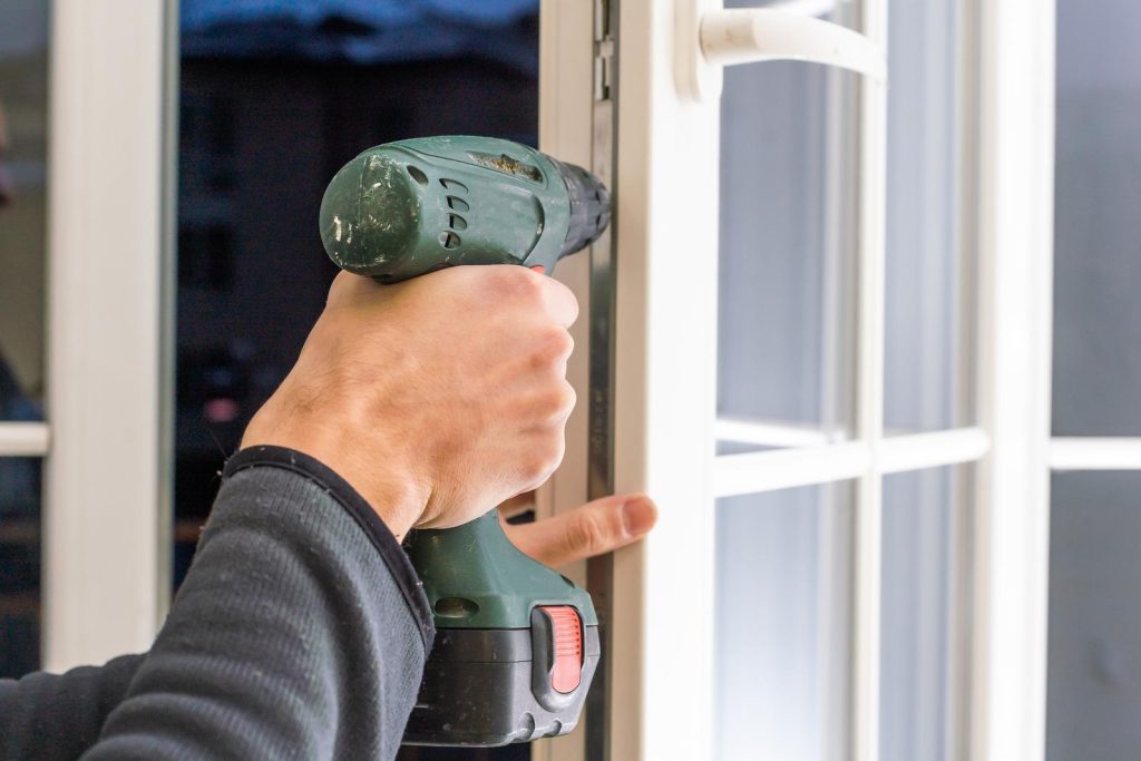 Emergency Window Repair Services in Chicago